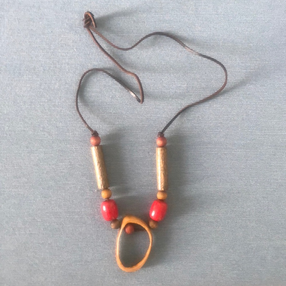 Neckles - Picture 3 of 3